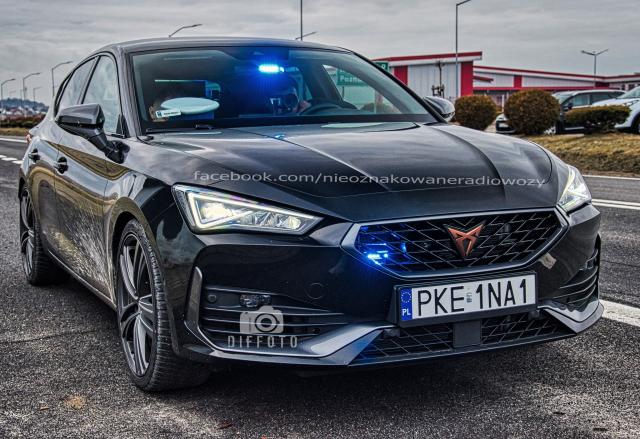 fot. FB / Nieoznakowane radiowozy policji