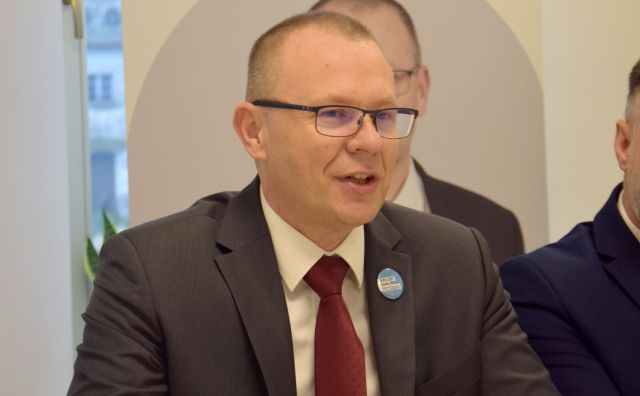 Na drugą stronę ulicy