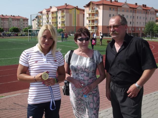 Marta Walczykiewicz z rodzicami