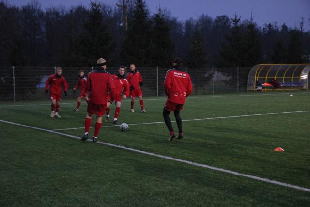 na fot.: Piłkarzy Ostrovii na wiosnę czeka trudna walka o utrzymanie.