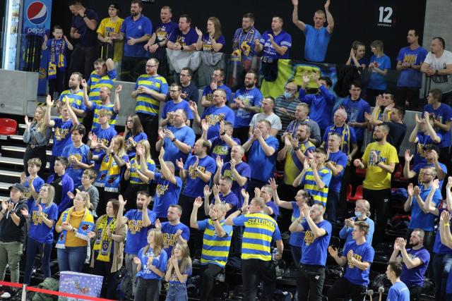 na fot: Ostrowscy kibice mieli kolejny raz powody do radości.