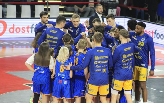 Stal podejmie lidera