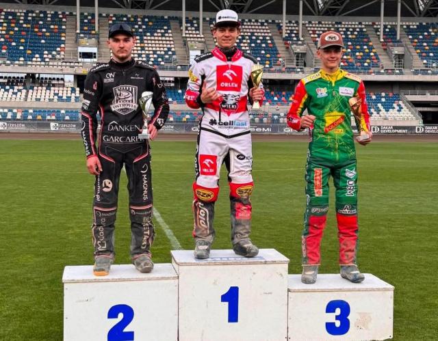 Młodzi na podium