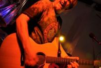 na fot.: ks. Arkadiusz Wieczorek / lider zespołu Wielebny Blues Band