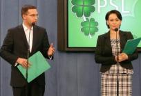 od lewej rzecznik PSL Krzysztof Kosiński, senator Andżelika Możdżanowska