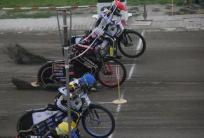 na fot. Start do wyścigu Arged Malesa TŻ Ostrovia – Bogdanka Motor Lublin