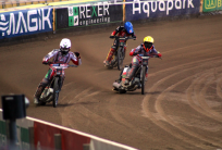na fot. Meta 11 wyścigu. Chris Holder i Oliver Berntzon wygrali 5:1 z Czugunowem i Janowskim