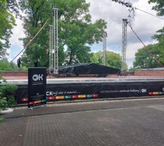 na fot.: przygotowania do festiwalu / Baszta ProgFest FB