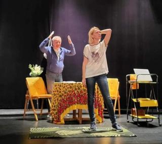 na fot.: poprzedni spektakl w Ostrzeszowie / FB Mam Teatr