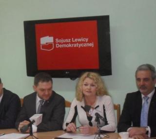 od lewej: Artur Szymczak, Dariusz Witoń, Karolina Pawliczak, Tomasz Grochowski.