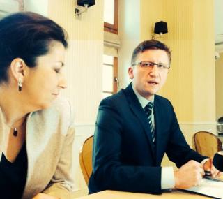Od lewej: Monika Otrębska-Juszczak, wiceprezydent Dariusz Grodziński.