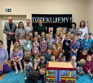 fot.: Przedszkole Kolorowe kredki w Rogaszycach / FB