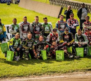 na fot. Tym razem żużlowcy-amatorzy spotkają się w Ostrowie / fot. facebook AKŻ Speedway Ostrów