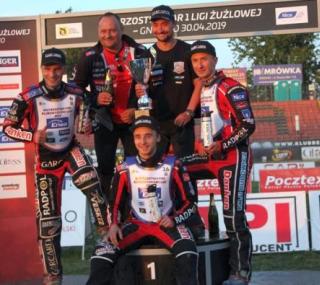 na fot: Arged Malesa TŻ Ostrovia - Mistrzowie Par Klubowych Nice 1. LŻ.