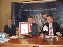 od lewej prezydenci: J. Konopka, J. Pęcherz, D. Grodziński