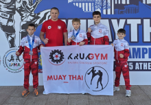 Złoty Adam i brązowy Baastian